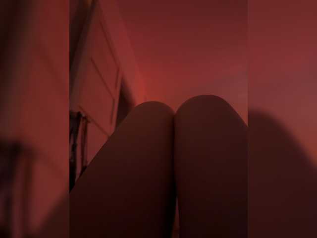 Nestyzz live cam on BongaCams