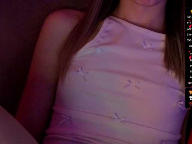 Nestyzz live cam on BongaCams