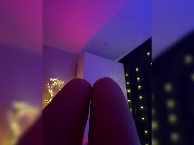 Nestyzz live cam on BongaCams