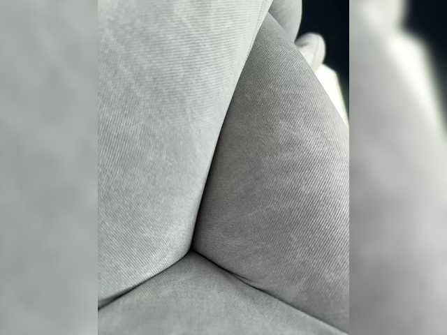 Nestyzz live cam on BongaCams