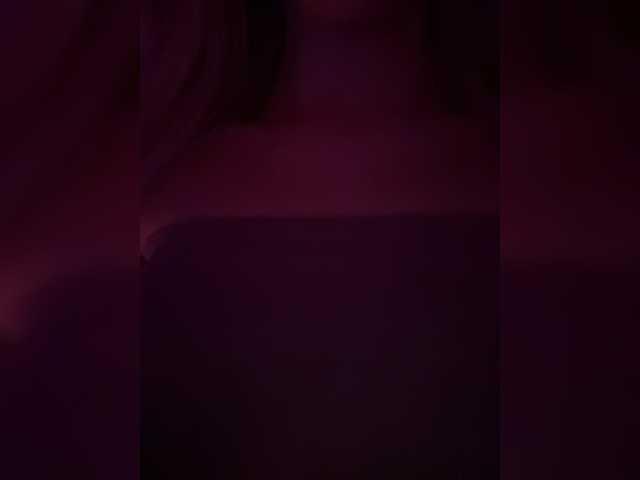 Nestyzz live cam on BongaCams