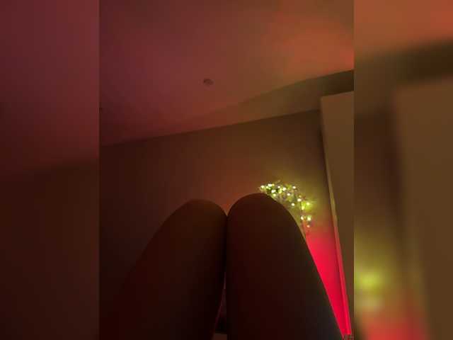 Nestyzz live cam on BongaCams