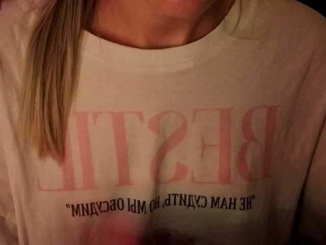 Nestyzz live cam on BongaCams