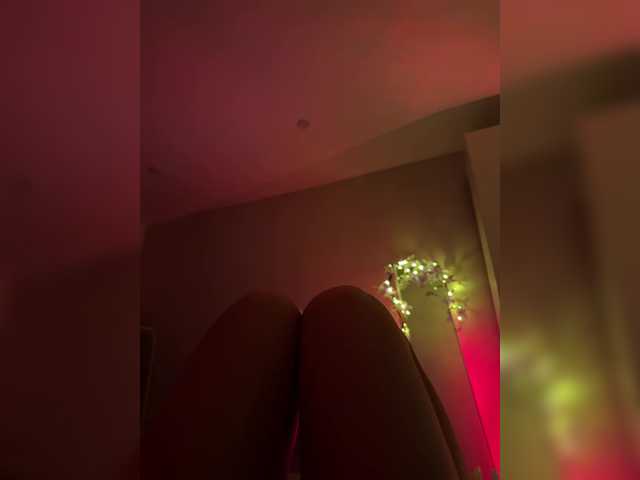 Nestyzz live cam on BongaCams