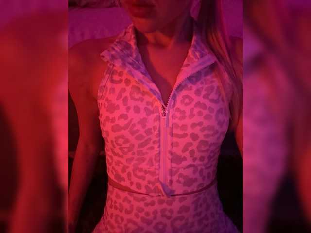 Nyxelle live cam