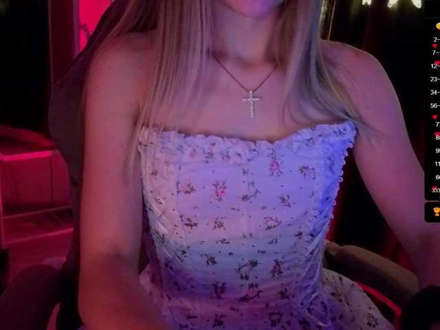 Nestyzz live cam on BongaCams