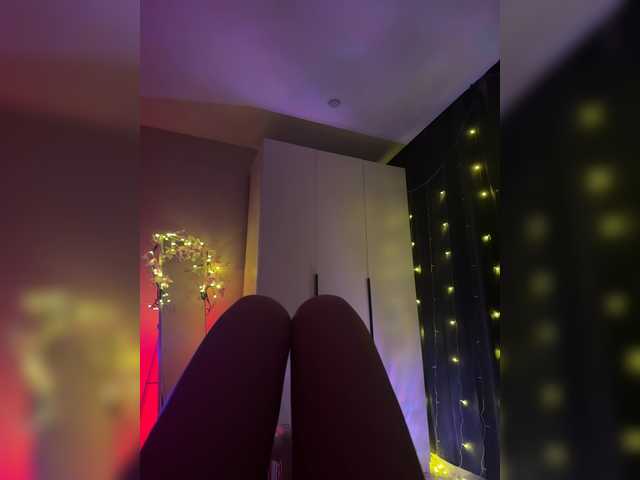 Nestyzz live cam on BongaCams