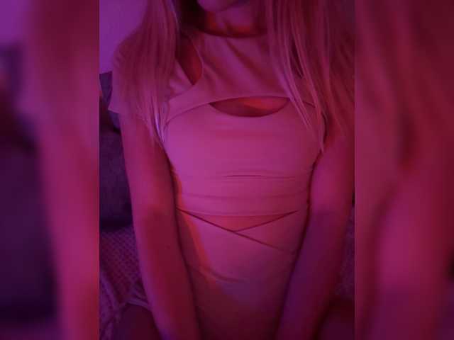 NYXELLE1 live cam on BongaCams