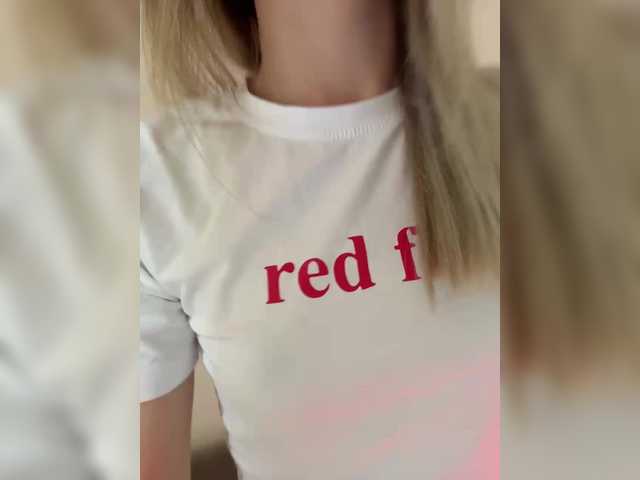Nestyzz live cam on BongaCams