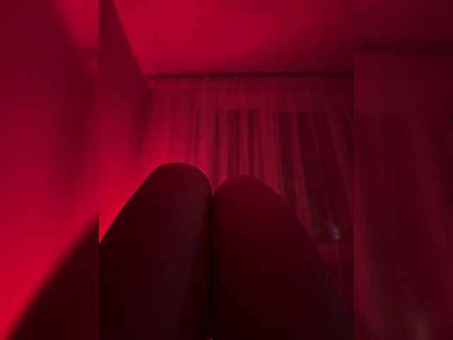 Nestyzz live cam on BongaCams
