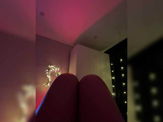 Nestyzz live cam on BongaCams