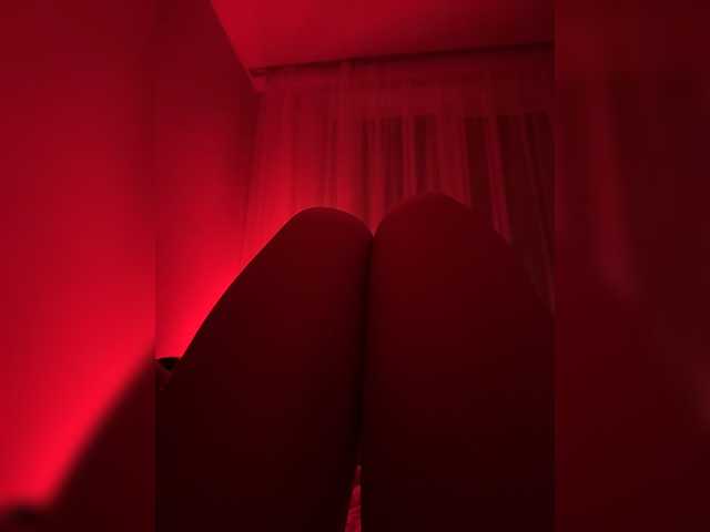 Nestyzz live cam on BongaCams
