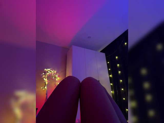 Nestyzz live cam on BongaCams