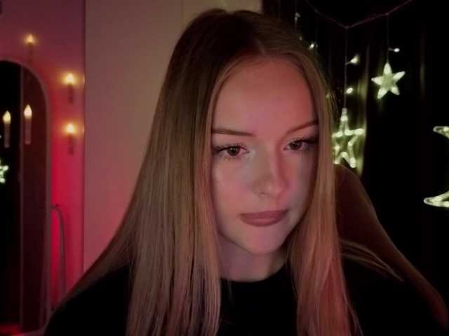 Nestyzz live cam on BongaCams