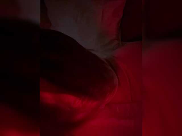 Nestyzz live cam on BongaCams