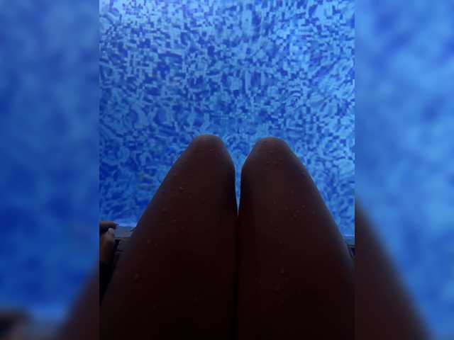 Nestyzz live cam on BongaCams