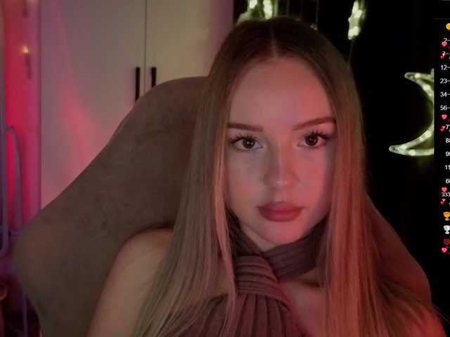 Nestyzz's BongaCams show and profile