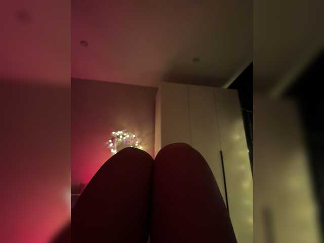Nestyzz live cam on BongaCams