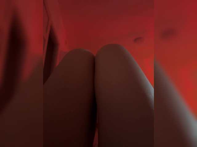 Nestyzz live cam on BongaCams