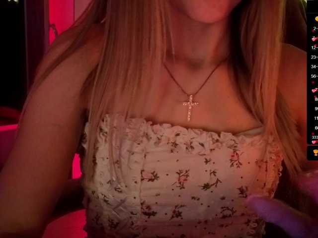 Nestyzz live cam on BongaCams