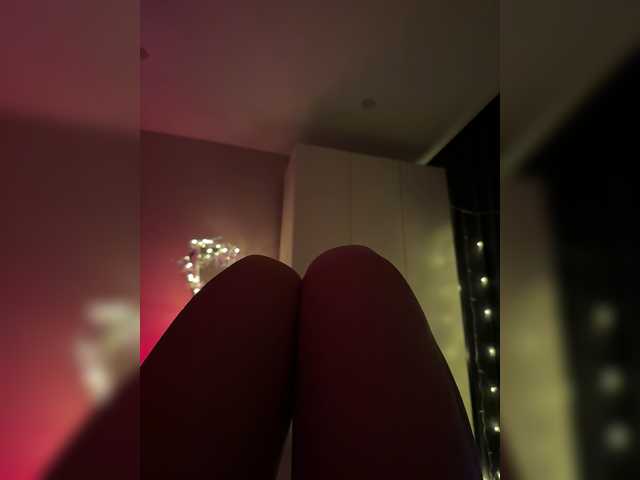 Nestyzz live cam on BongaCams