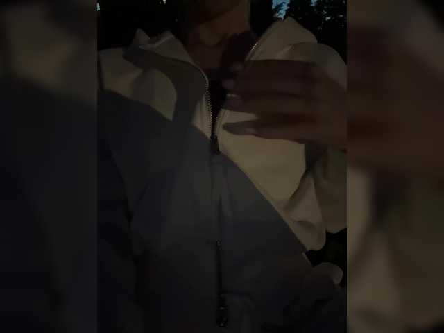 Nestyzz live cam on BongaCams