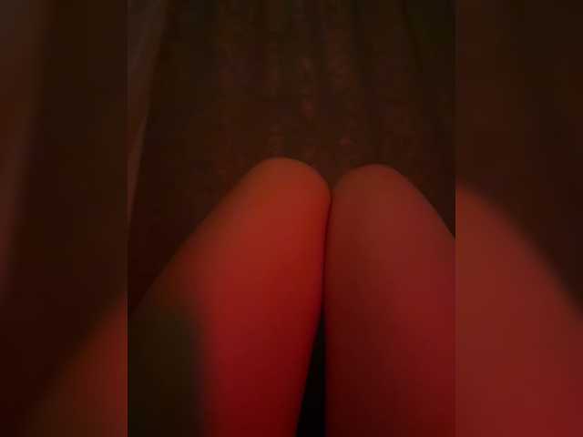 Nestyzz live cam on BongaCams