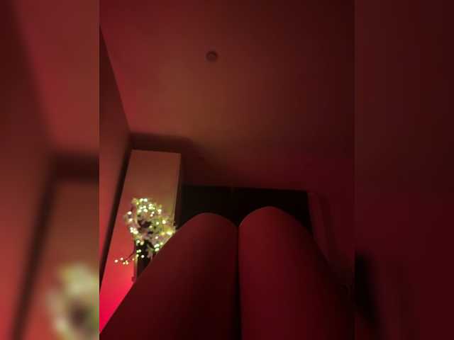 Nestyzz live cam on BongaCams