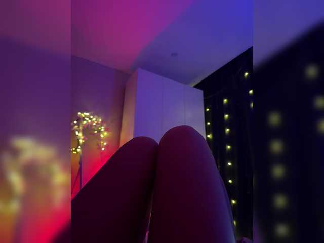 Nestyzz live cam on BongaCams