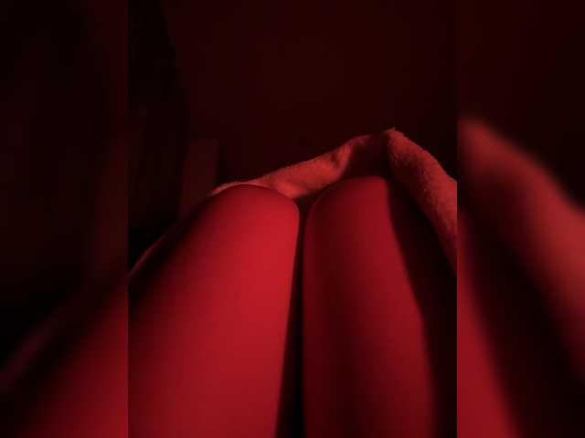 Nestyzz live cam on BongaCams