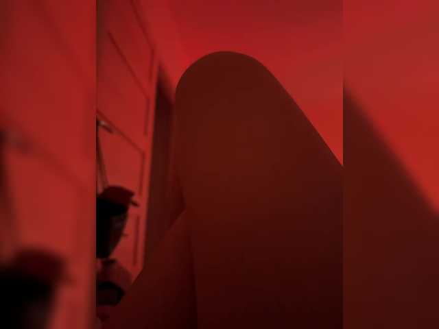 Nestyzz live cam on BongaCams