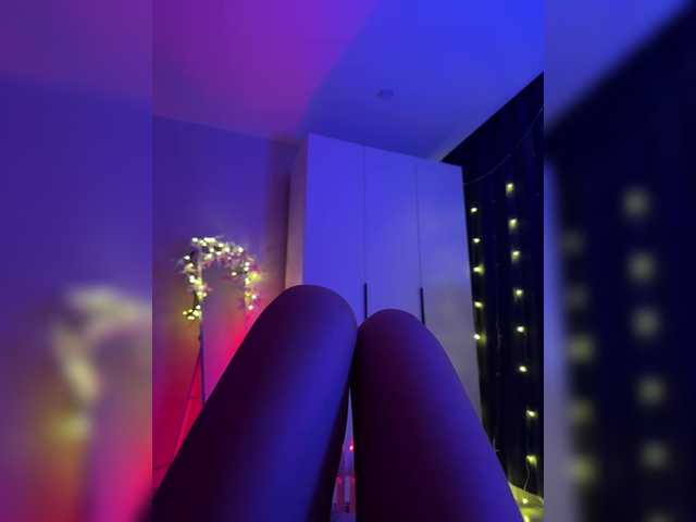 Nestyzz live cam on BongaCams