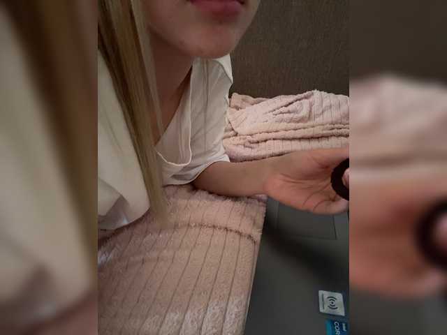 Nestyzz live cam on BongaCams