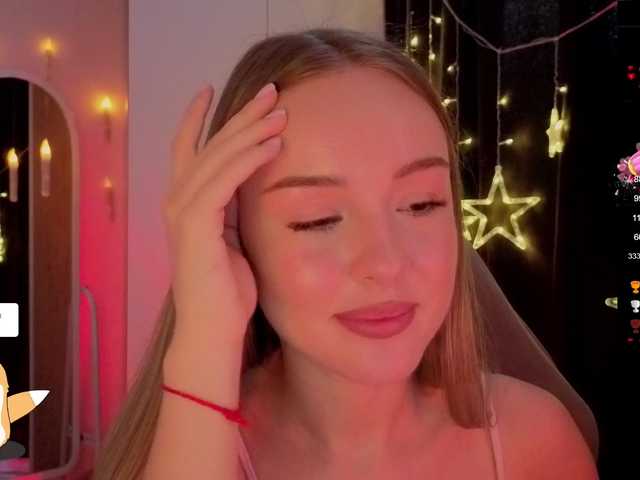 Nestyzz's BongaCams show and profile