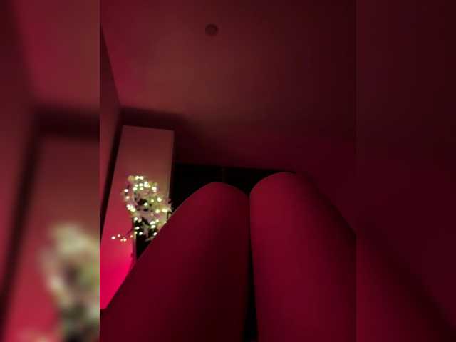 Nestyzz live cam on BongaCams