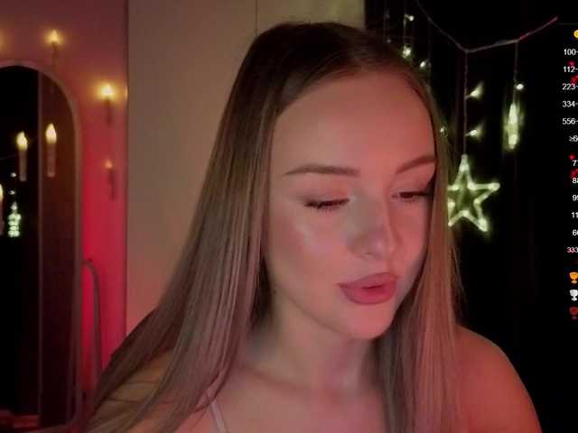 le modèle Nestyzz est en webcam porno dans un show sur le site bongacams, il possède les tags suivants: White/Caucasian,Brunette,Shaved