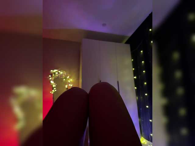 Nestyzz live cam on BongaCams