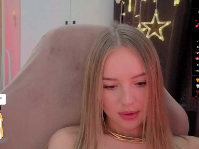 Nestyzz's BongaCams show and profile