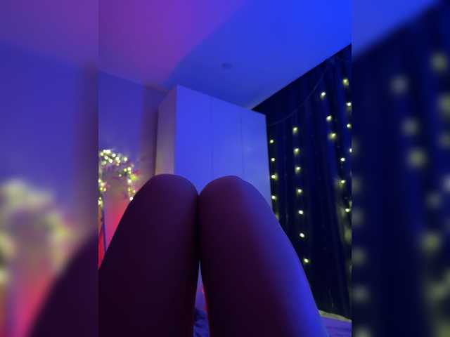 Nestyzz live cam on BongaCams