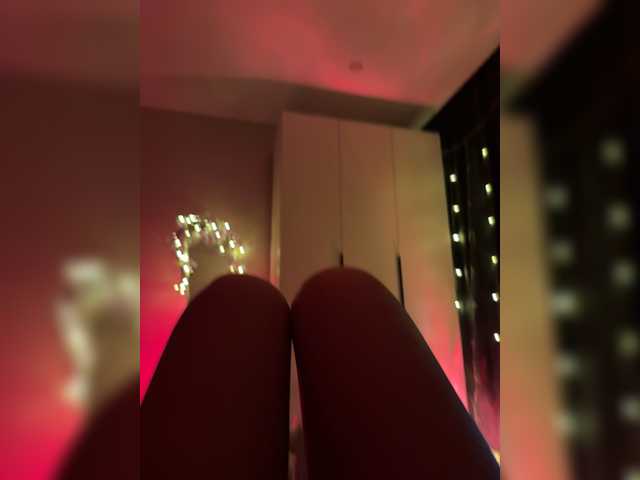 Nestyzz live cam on BongaCams