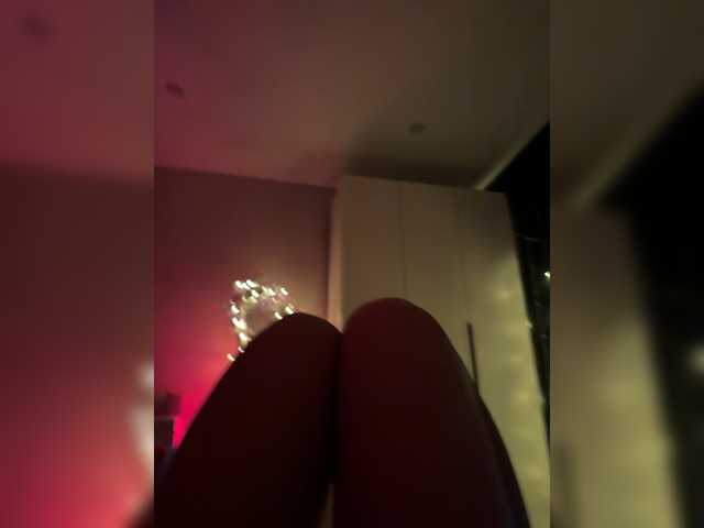 Nestyzz live cam on BongaCams