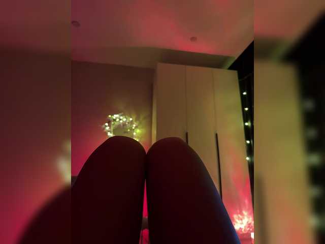 Nestyzz live cam on BongaCams