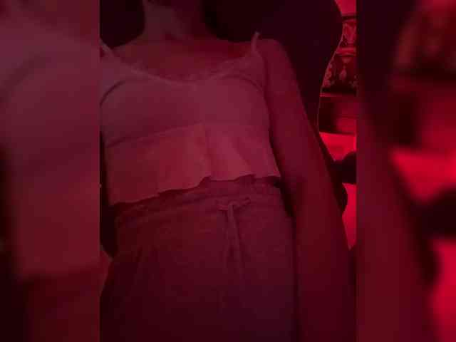 Nestyzz Sex Cam Show