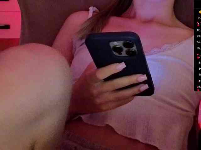 Nestyzz Sex Cam Show