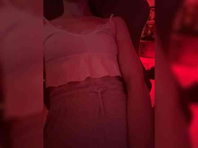 Nestyzz Sex Cam Show