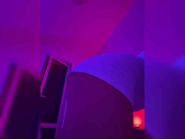 Nestyzz Live Webcam on BongaCams