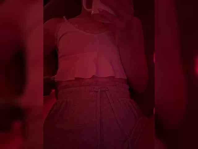 Nestyzz Sex Cam Show