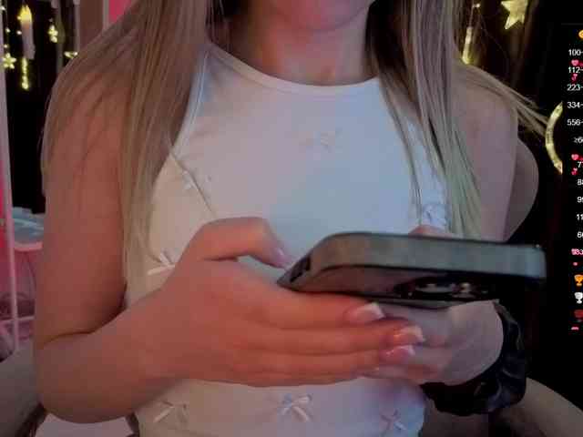 Nestyzz Live Webcam on BongaCams