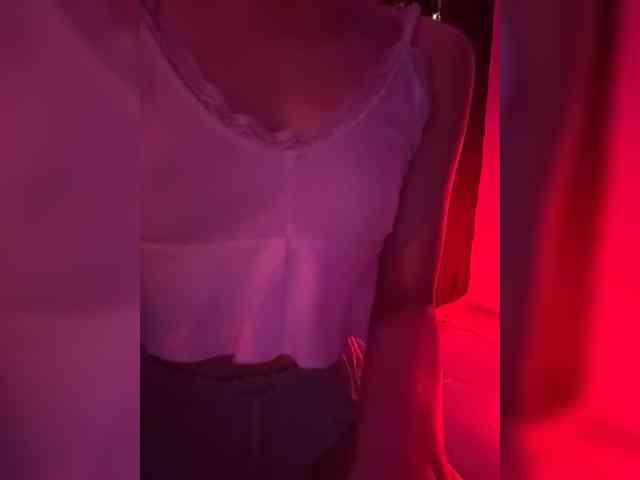 Nestyzz Sex Cam Show