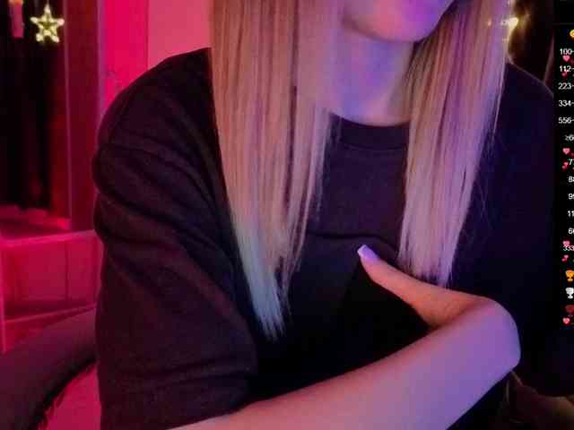 Nestyzz Live Webcam on BongaCams